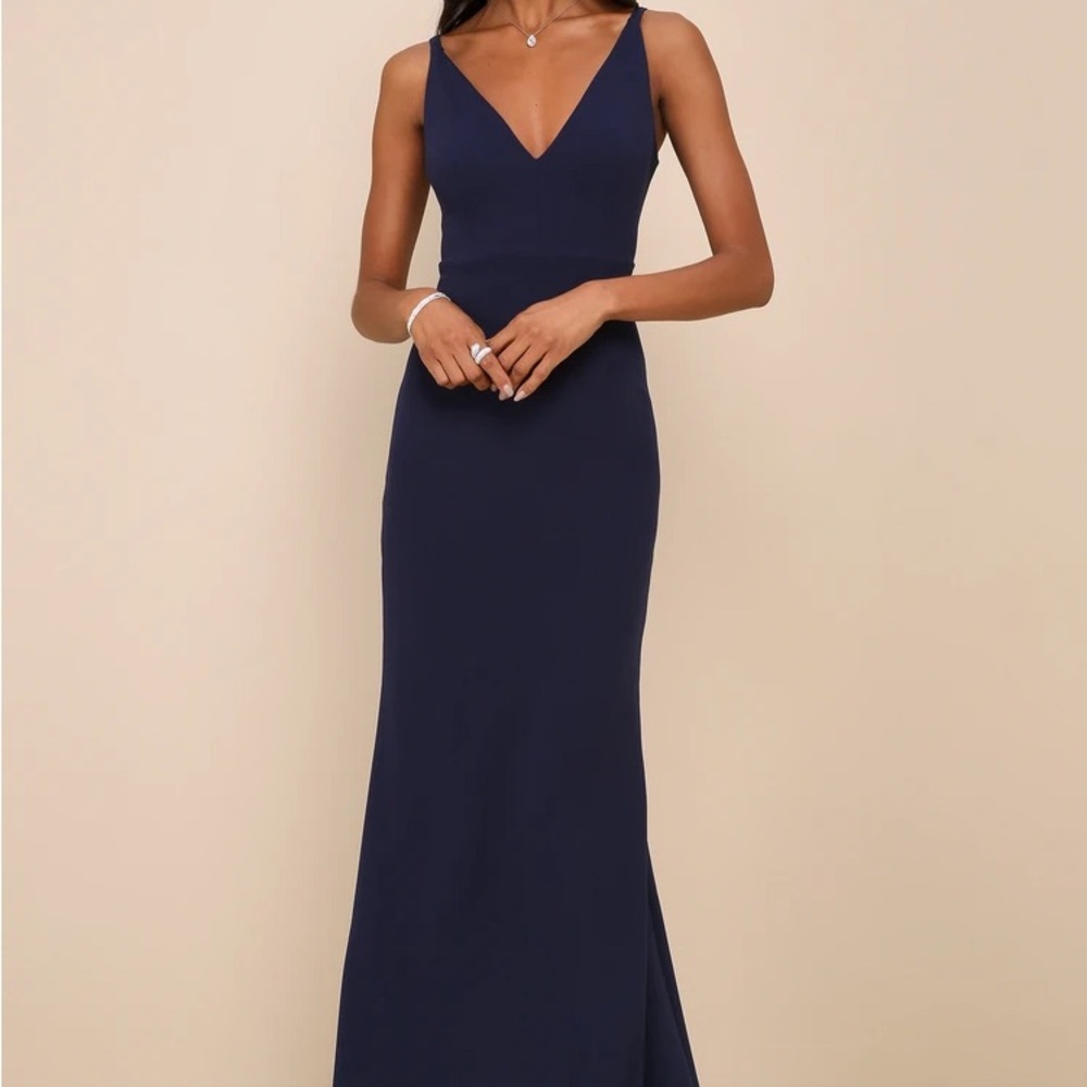 Lulu’s Melora Navy Blue Sleeveless Maxi Dress